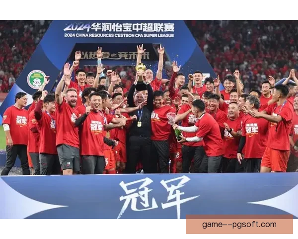 上海海港连续称霸中超联赛 武磊荣膺金靴再创辉煌